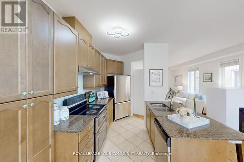 5505 Velda Road, Mississauga, ON - Indoor Photo Showing Kitchen With Double Sink