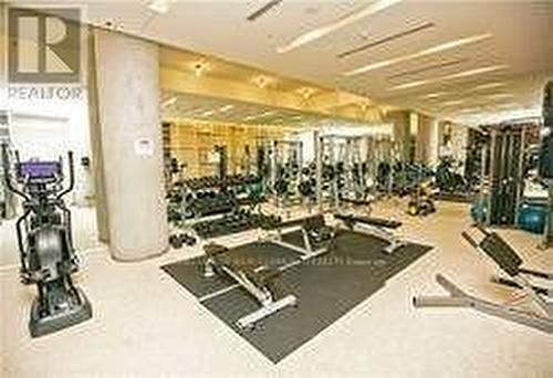 405 - 15 Grenville Street, Toronto, ON - Indoor Photo Showing Gym Room