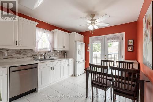 34 - 145 North Centre Road, London, ON - Indoor Photo Showing Kitchen