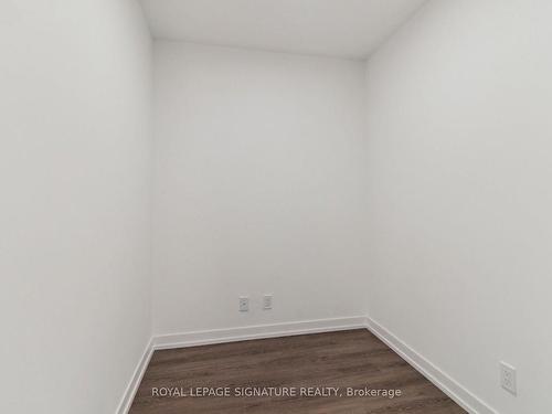 510-8 Beverley Glen Blvd, Vaughan, ON - Indoor Photo Showing Other Room