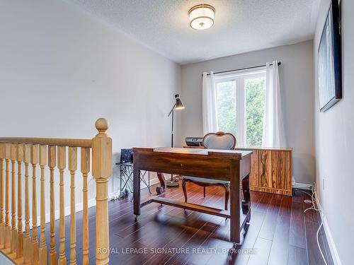 1200 Upper Village Dr, Mississauga, ON - Indoor Photo Showing Bedroom