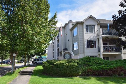 110-650 3 Street, Salmon Arm, BC 