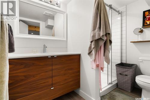 3425 Portnall Avenue, Regina, SK - Indoor Photo Showing Bathroom