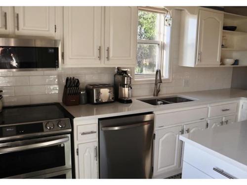 Kitchen - 1197 Route 101, Nédélec, QC - Indoor Photo Showing Kitchen With Double Sink