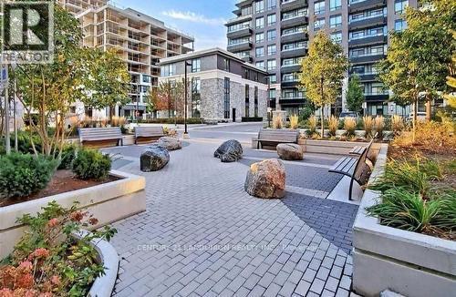 605 - 15 Water Walk Drive, Markham (Unionville), ON - Outdoor