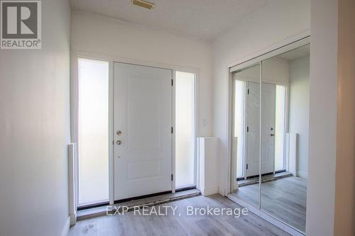 201 Garden Avenue, Georgina (Keswick North), ON - Indoor Photo Showing Other Room