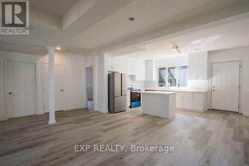 201 Garden Avenue, Georgina (Keswick North), ON - Indoor Photo Showing Kitchen