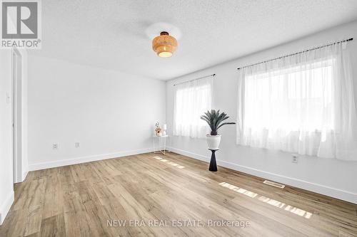 111 Nathan Crescent, Barrie, ON - Indoor Photo Showing Other Room