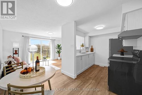 111 Nathan Crescent, Barrie (Painswick South), ON - Indoor Photo Showing Dining Room