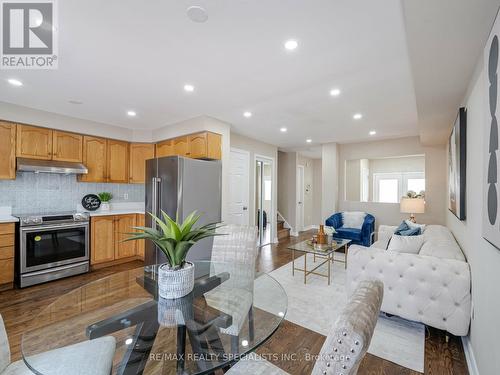 118 Native Landing Crescent S, Brampton (Fletcher'S Creek Village), ON - Indoor Photo Showing Kitchen