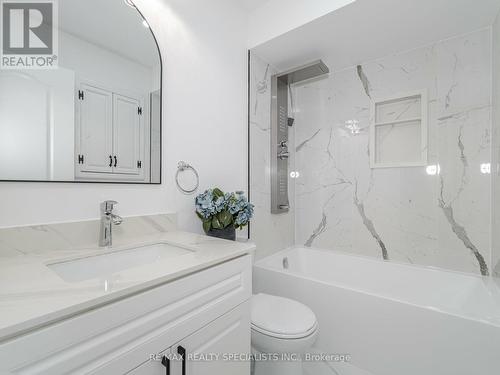 118 Native Landing Crescent S, Brampton (Fletcher'S Creek Village), ON - Indoor Photo Showing Bathroom