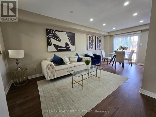 118 Native Landing Crescent S, Brampton, ON - Indoor Photo Showing Living Room