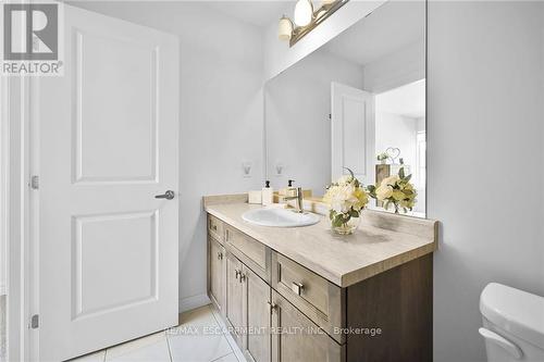 3955 Crown Street, Lincoln, ON - Indoor Photo Showing Bathroom