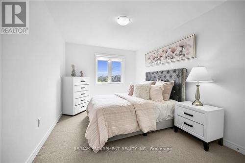 3955 Crown Street, Lincoln, ON - Indoor Photo Showing Bedroom