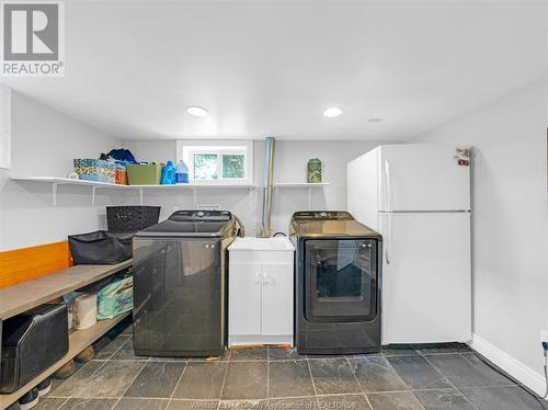 840 Janisse Drive, Windsor, ON - Indoor Photo Showing Laundry Room