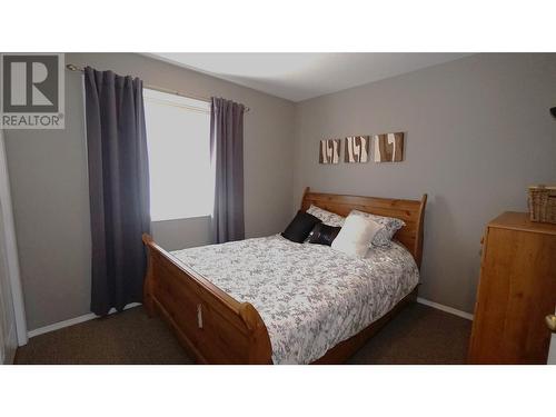 5886 Okanagan Landing Road Unit# 34, Vernon, BC - Indoor Photo Showing Bedroom