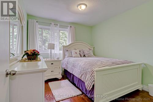 5960 Chidham Crescent, Mississauga, ON - Indoor Photo Showing Bedroom