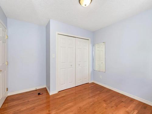 1-9875 Third St, Sidney, BC - Indoor Photo Showing Other Room