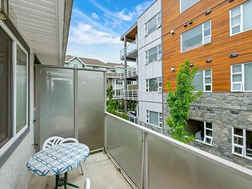 1-9875 Third St, Sidney, BC - Outdoor With Balcony With Exterior