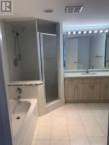 1708 - 30 Greenfield Avenue, Toronto, ON - Indoor Photo Showing Bathroom