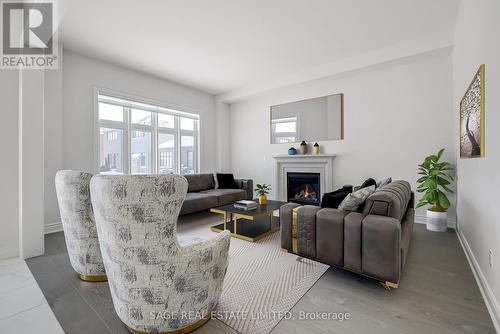 3 Joiner Circle, Whitchurch-Stouffville, ON - Indoor Photo Showing Living Room With Fireplace