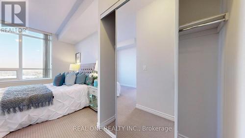1109 - 2391 Central Park Drive, Oakville, ON - Indoor Photo Showing Bedroom
