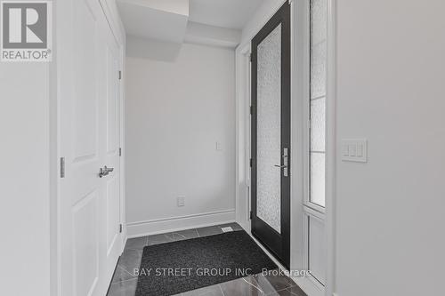 9378 Bayview Avenue, Richmond Hill, ON - Indoor Photo Showing Other Room
