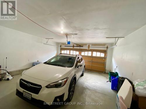 113 William F Bell Parkway, Richmond Hill, ON - Indoor Photo Showing Garage
