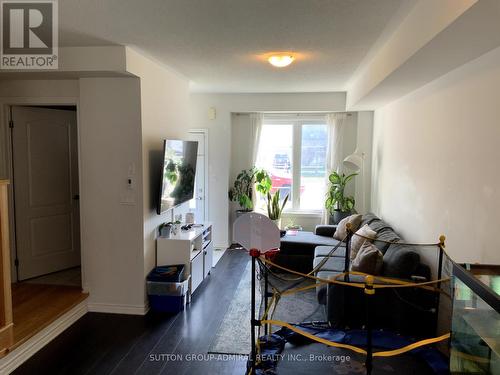 63 - 636 Evans Avenue, Toronto, ON - Indoor