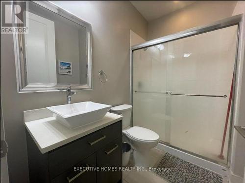0604 - 150 Main Street W, Hamilton, ON - Indoor Photo Showing Bathroom