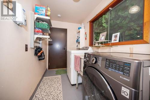 33698 Highway 17 Highway, Deep River, ON - Indoor Photo Showing Laundry Room