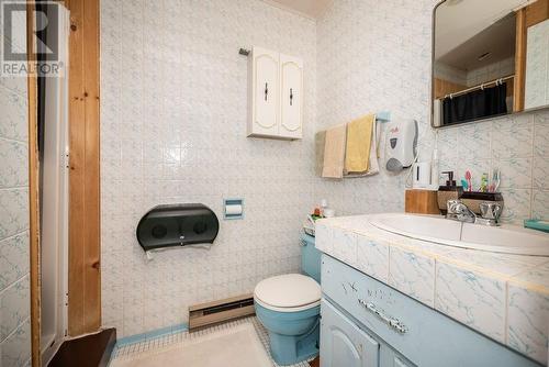 33698 Highway 17 Highway, Deep River, ON - Indoor Photo Showing Bathroom