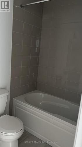 1067 Lockie Drive, Oshawa, ON - Indoor Photo Showing Bathroom