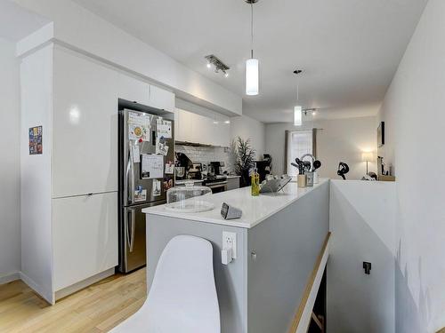 Kitchen - 105-4476 Av. Papineau, Montréal (Le Plateau-Mont-Royal), QC - Indoor Photo Showing Kitchen