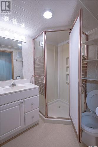789 Agnew Street, Prince Albert, SK - Indoor Photo Showing Bathroom