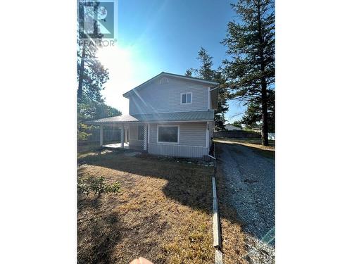 4950 Burns Avenue, Canal Flats, BC - Outdoor