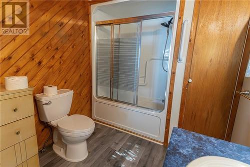 191 Maple Grove Lane, Eganville, ON - Indoor Photo Showing Bathroom