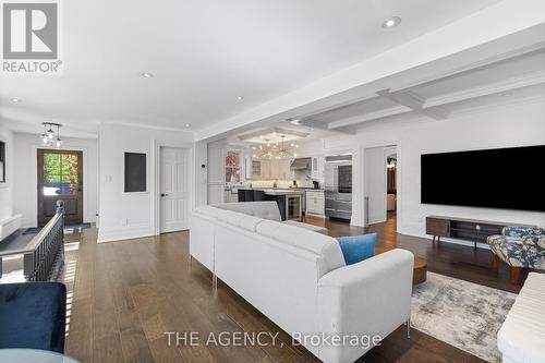 66 Victoria Street, Milton, ON - Indoor Photo Showing Living Room