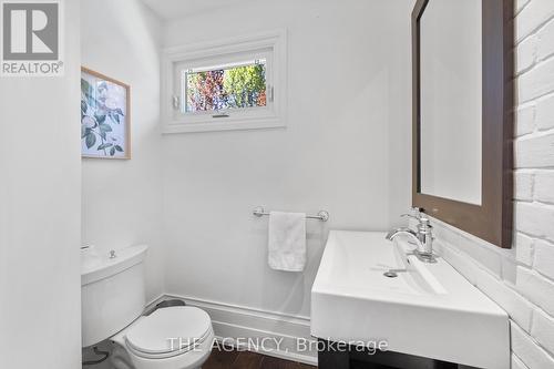 66 Victoria Street, Milton, ON - Indoor Photo Showing Bathroom
