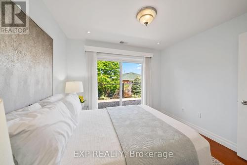 4 - 35 Green Arbour Way, Kawartha Lakes, ON - Indoor Photo Showing Bedroom