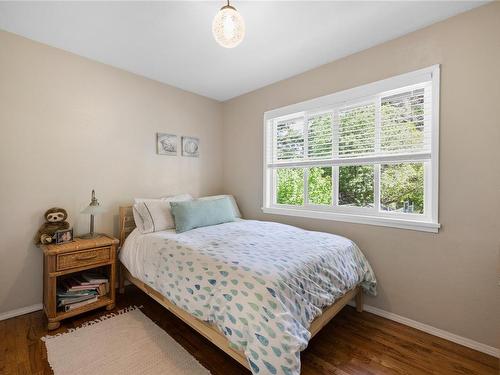 710 Waddington Rd, Nanaimo, BC - Indoor Photo Showing Bedroom