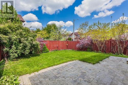 111 Brightsview Drive, Richmond Hill, ON - Outdoor