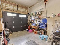 Garage - 