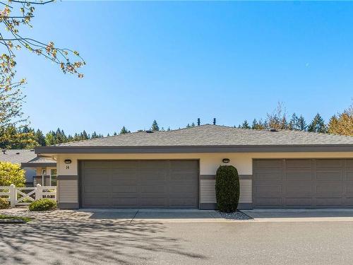 14-500 Corfield St South, Parksville, BC - Outdoor