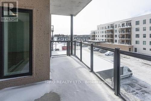 303 - 19B West Street N, Kawartha Lakes, ON - Outdoor With Balcony With Exterior