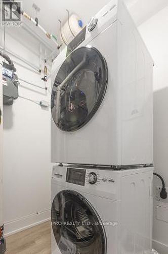 303 - 19B West Street N, Kawartha Lakes, ON - Indoor Photo Showing Laundry Room