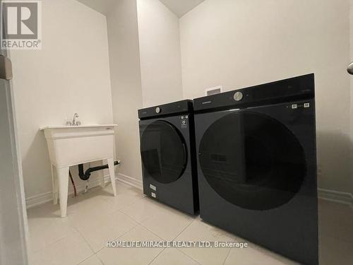 643 Anishinaabe Drive, Shelburne, ON - Indoor Photo Showing Laundry Room