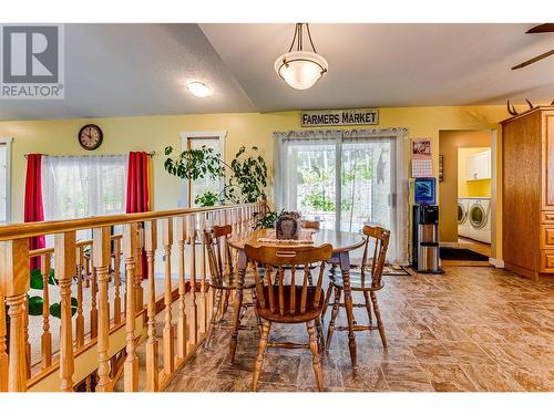 4851 Lansdowne Road, Armstrong, BC - Indoor Photo Showing Dining Room