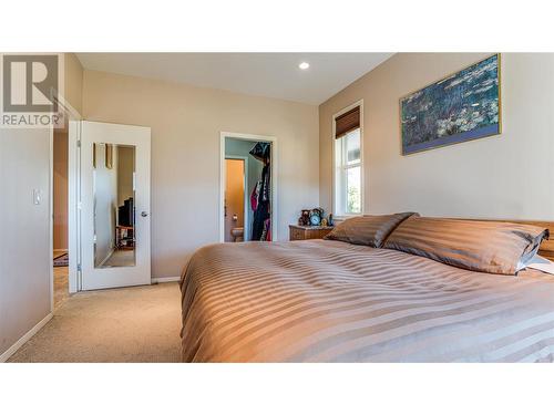 7937 Old Kamloops Road, Vernon, BC - Indoor Photo Showing Bedroom