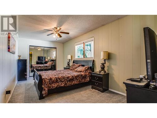 7937 Old Kamloops Road, Vernon, BC - Indoor Photo Showing Bedroom